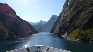 Mit dem Hurtigruten Schiff MS Nordnorge in den Trollfjord [upl. by Marlena]