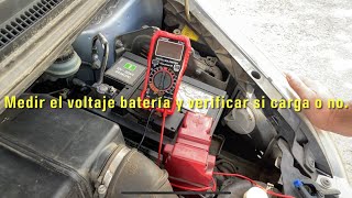 Multimetro Digitalcomo MEDIR el voltaje de la BATERÍA de un COCHE y verificar si carga o no [upl. by Marden]