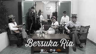 LiveAtKlaus  Deredia  Bersuka Ria [upl. by Kenwee885]