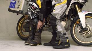 Touratech Enduro Stiefel Destino Deutsch [upl. by Eidualc]