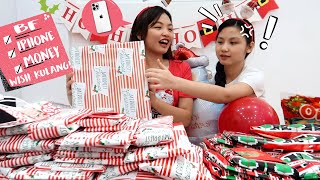 MYSTERY UNEXPECTED CHRISTMAS PRESENTS AND ANGPAO HAUL TO ALEXA  Aurea amp Alexa [upl. by Yetsirhc]