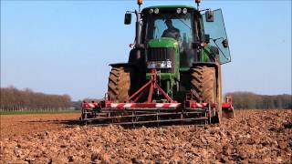 Stubble with John Deere 7430 and 6930 Extreme conditions [upl. by Oretna]