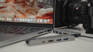 Testing the M1 MAX MacBook Pro SD Card Reader [upl. by Schwitzer]