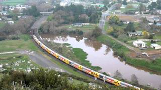 New KiwiRail DL Locomotives Delivery Run  Taupiri Mountain [upl. by Hwang]