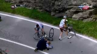 Crash Pozzovivo  Giro dItalia 2015 [upl. by Introk]