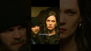 Why did the SWAT team tell the thugs to shoot the female hostage movie shorts viralvideo [upl. by Sklar171]