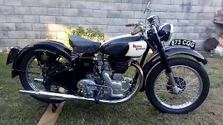 Royal Enfield 500 1947 1948 sound [upl. by Lluj638]