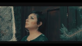 Seza Kırgız  Değilmisin Official Video ©2018 Tanju Duman Müzik Medya [upl. by Mickey800]