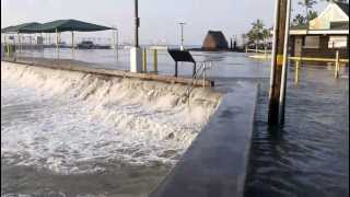 Tsunami reaches Kona Hawaii [upl. by Gorton592]