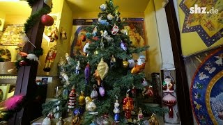 quotFrüher war mehr Lamettaquot  Christbaumschmuck früher und heute [upl. by Yenttirb]