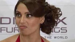 Bipasha Basu avoids questions about John Abraham [upl. by Prudence]