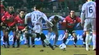 Ronaldinho vs Rennes amazing free kick curling [upl. by Eisor612]