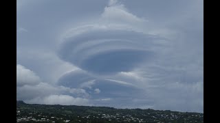 🇷🇪 🌀 LaRéunion belal  Timelapse nuage lenticulaire  14012024 [upl. by Pammi605]