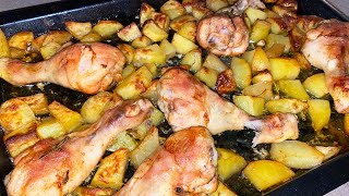 FUSI DI POLLO E PATATE CON LA PAPRIKA AL FORNO [upl. by Helli]