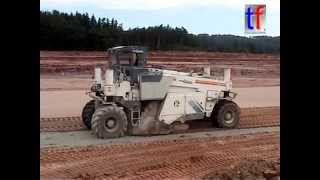 Wirtgen WR 2500S MercedesBenz OampK Grader  Soil Stabilization  Bodenstabilisierer 2006 [upl. by Jariv]