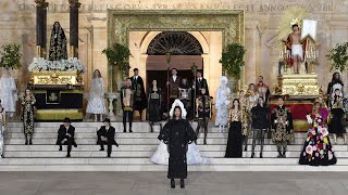 Siracusa 2022 DolceampGabbana Alta Moda Fashion Show in Piazza del Duomo [upl. by Oker598]