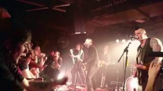 Broilers  warm up Impression aus Berlin Musik amp Frieden 03022017 [upl. by Leahkim]