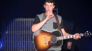 Shawn Mendes singing Aftertaste without a mic at the Paramount Theater 61015 [upl. by Dragone849]