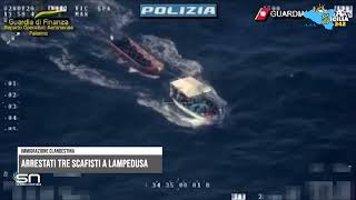 Trasportano e abbandonano 24 migranti tunisini nelle acque di Lampedusa arrestati tre scafisti [upl. by Aileek]