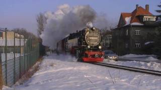 HD Laute Fahrt von 99 7232 der HSB durch Wernigerode im Schnee [upl. by Maggee]