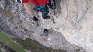 Absturz Kaiser Max Klettersteig  Via Ferrata  Climbing Fall  Martinswand [upl. by Johann]