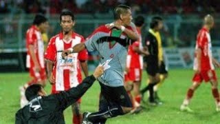 HALIM NAPI  Goalkeeper Paling Bekeng  Aksi KUNGFU [upl. by Herson]