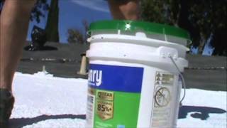 How to open a 5 gallon bucket with no tools [upl. by Ortensia]