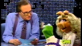 The Muppets on Larry King Live  Kermit and Miss Piggy [upl. by Rabma445]