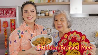 Hokkien Braised Mee but IN HOKKIEN  Sarah and her Mom Cook [upl. by Giff]