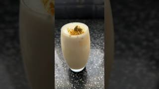 Sirf 2 cheezo se banaye ye delicious and tasty vanilla icecream shake simple and easy mom food [upl. by Esdras]