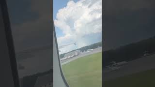 JetBlue Airways Airbus A320 taking off at Westchester Airport [upl. by Prentice]