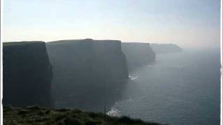 Acantilados de Moher IrlandaMoher Cliffs Ireland HQ [upl. by Nhguavahs]