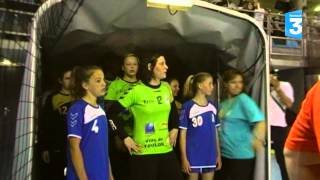 Handball Feminin Play Off Match Aller Toulon SaintCyr vs Le Havre Live France TV Sports 2014 [upl. by Edlitam]