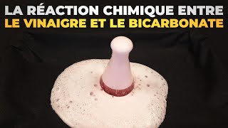 EXPERIENCE 4  La réaction chimique entre le vinaigre et le bicarbonate  expérience  fusée [upl. by Adiol847]