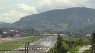 Landings and take off from Tegucigalpa Toncontin HONDURAS [upl. by Zulch517]