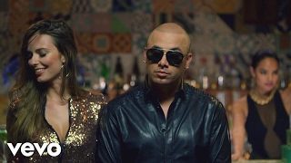 Vacaciones  Wisin Audio HQLetra [upl. by Shanda926]