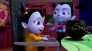 Vampirina  La cena de la Bebe Vampiro  Disney Junior dibujos animados VAMPIRINA en Español [upl. by Einamrej]