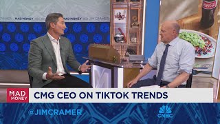 Chipotle CEO on TikTok trend Weve never shrunk the portions filming is rude to employees [upl. by Brnaby]