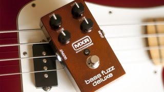 Test MXR Bass Fuzz Deluxe M84 [upl. by Aivatnwahs]