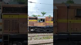 Alco Locomotive shunting at New Delhi Railway Station indianrailways alcolocomotive trainvideo [upl. by Dunning432]