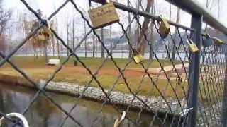 Ponte com cadeados de amor em Coimbra  Pont des Arts de Coimbra [upl. by Hurty]