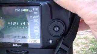 Nikon D3000 Aperture Priority Explained [upl. by Fineman]