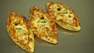 ചായക്കൊപ്പം കഴിക്കാൻ ഒരു പുതിയ ഐറ്റം🔥 Egg Pide Recipe  Snacks Recipes [upl. by Aihsikal55]