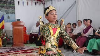 Robam Buong Suong performing by Richard Ouk at Wat Puthearam In Manurewa Auckland New Zealand 2021 [upl. by Derrik]