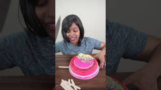 Cake 🎂 Cutting Life Hack 😀 shorts funny comedy ashortaday minkutinku lifehacks [upl. by Ainegul266]