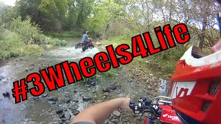 Trail Ridin Trikes ATC 250r Vs 350x [upl. by Ecertak]