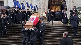 A Torino funerali Vittorio Emanuele immagini delluscita del feretro [upl. by Whorton316]