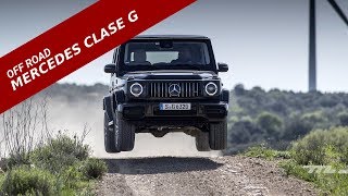 Mercedes Benz Clase G 2018 offroad [upl. by Yarrum100]