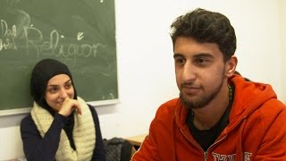 Herkunft entscheidet über Bildung  Gewinner und Verlierer des deutschen Schulsystems 1  SPIEGEL TV [upl. by Susejedairam]