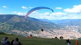 Replica del Viejo Peñol Plaza Botero Parapente en Medellin [upl. by Darla]